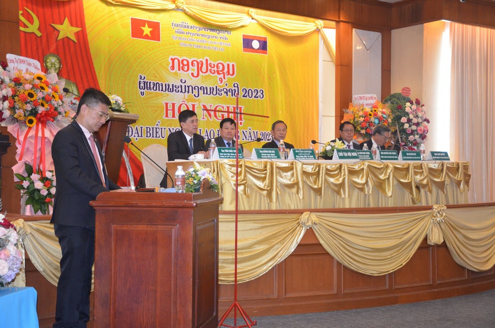 hình ảnh cao su việt lào